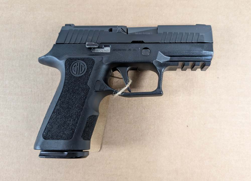 USED - SIG P320 9MM COMPACT-img-1