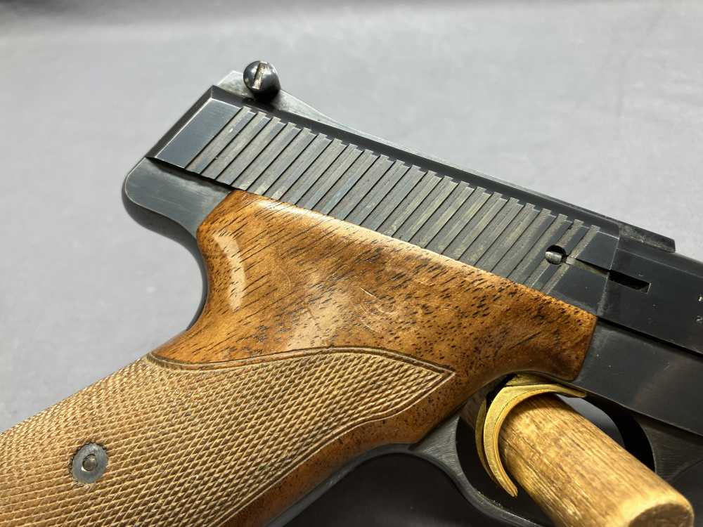 Browning Challenger - .22 LR Semi-Auto Pistol w/ Manual - MFD 1968-img-15
