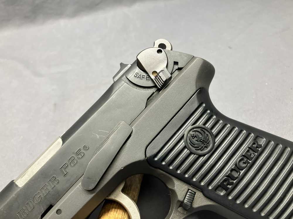 Ruger P85 - 9x19mm Semi-Auto Pistol w/ Factory Case & Two Mags - MFD 1988-img-3