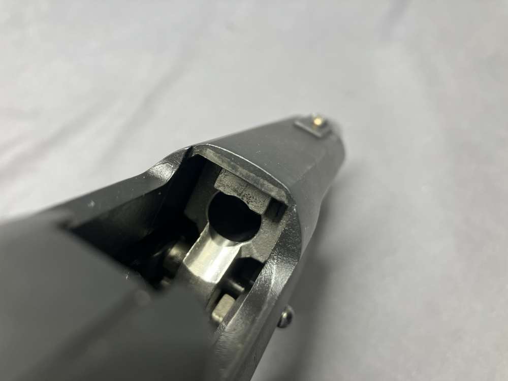 Ruger P85 - 9x19mm Semi-Auto Pistol w/ Factory Case & Two Mags - MFD 1988-img-11