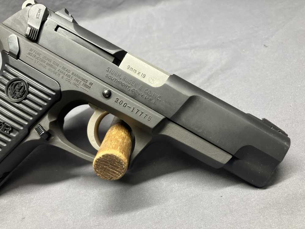 Ruger P85 - 9x19mm Semi-Auto Pistol w/ Factory Case & Two Mags - MFD 1988-img-10