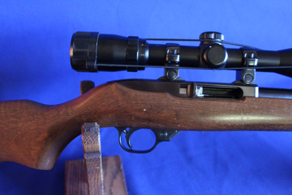 1999 Ruger 10/22 22 mag wrm all original and in 95% condition unaltered-img-2