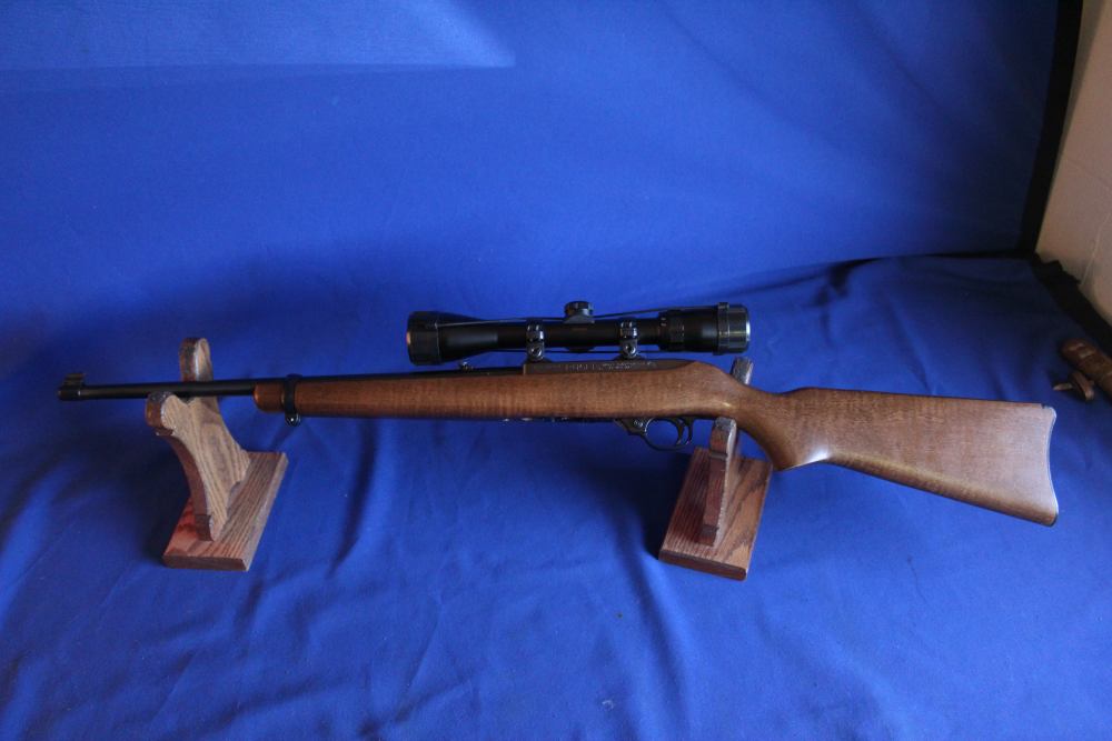 1999 Ruger 10/22 22 mag wrm all original and in 95% condition unaltered-img-11