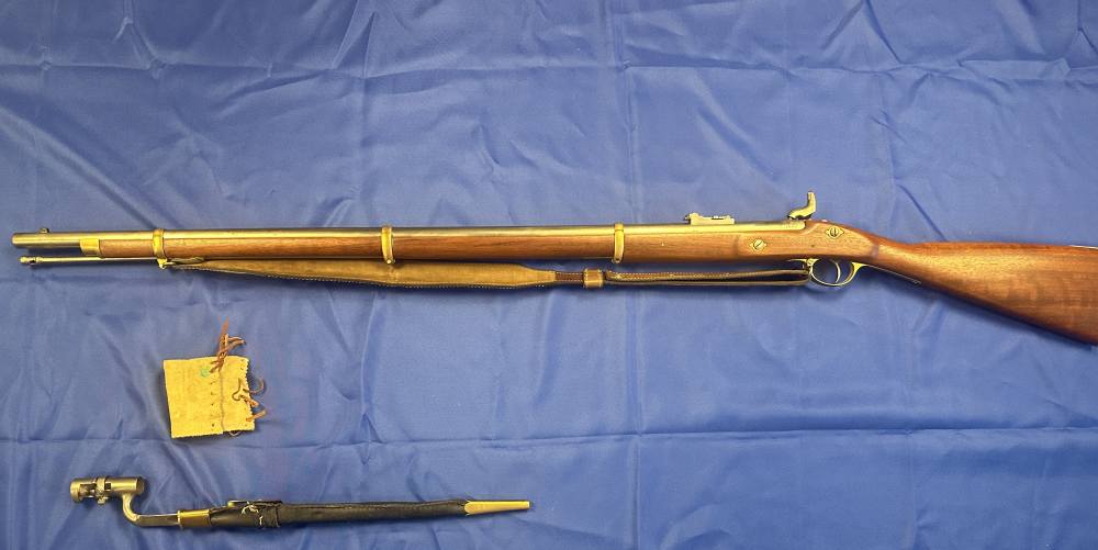 Euroarms Enfield Reproduction Rifle Musket .58 caliber.-img-22