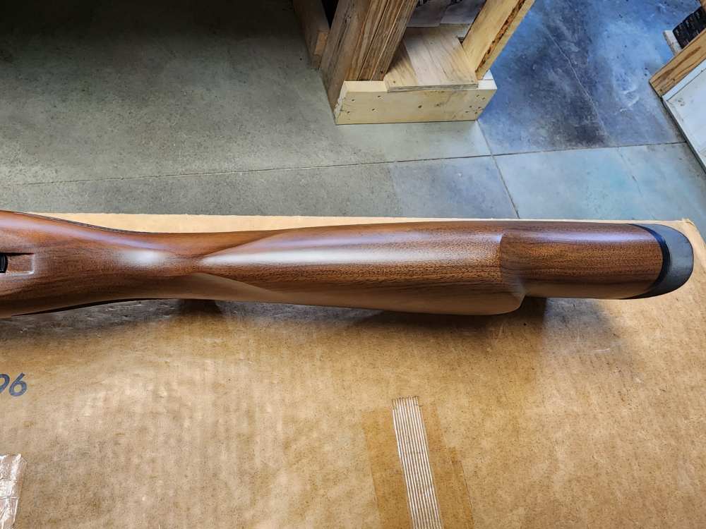 PICS! NEW WEATHERBY VANGUARD S2 SPORTER 25-06 REM 24 THREADED WALNUT HOWA-img-26