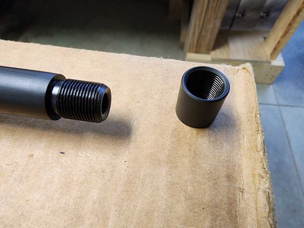 PICS! NEW WEATHERBY VANGUARD S2 SPORTER 25-06 REM 24 THREADED WALNUT HOWA-img-12