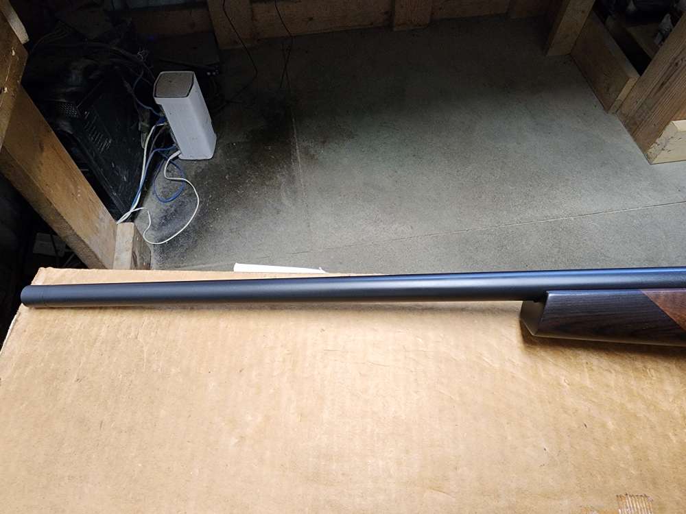 PICS! NEW WEATHERBY VANGUARD S2 SPORTER 25-06 REM 24 THREADED WALNUT HOWA-img-22