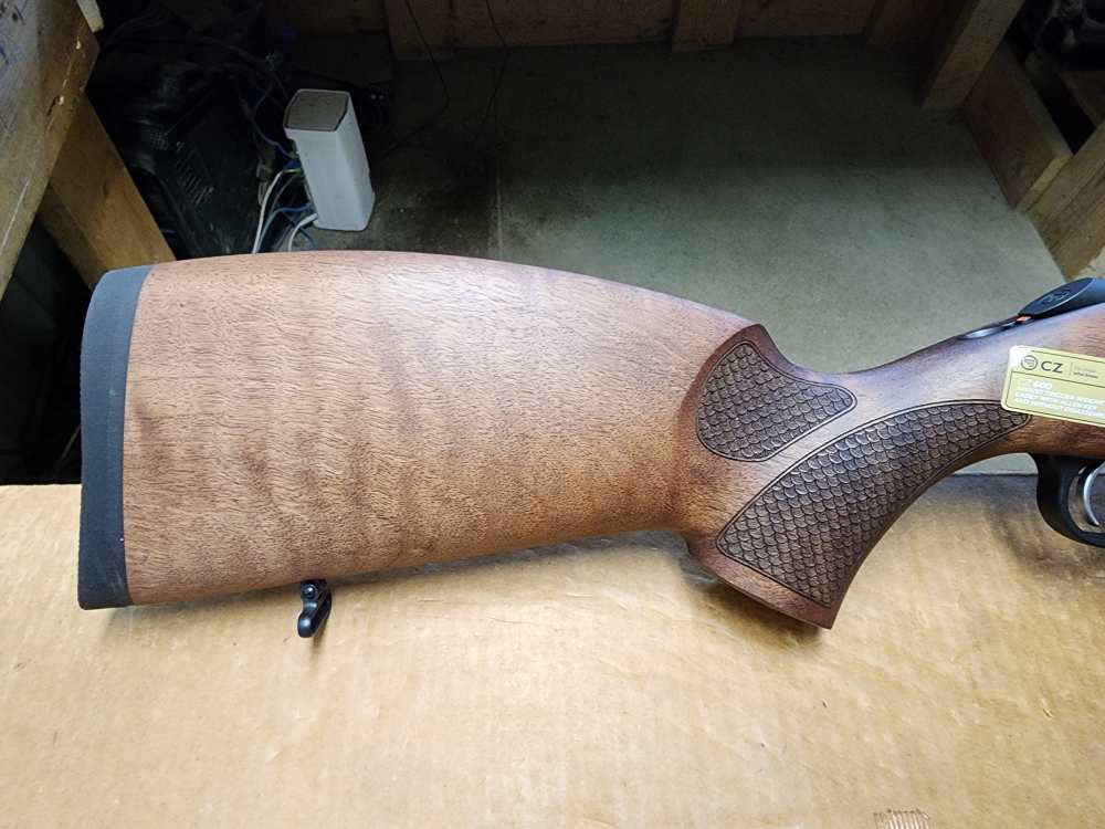 PICS! NEW CZ 600 LUX .223 REMINGTON 20" THREADED WALNUT 20 NIB SUB-MOA 5 RD-img-3