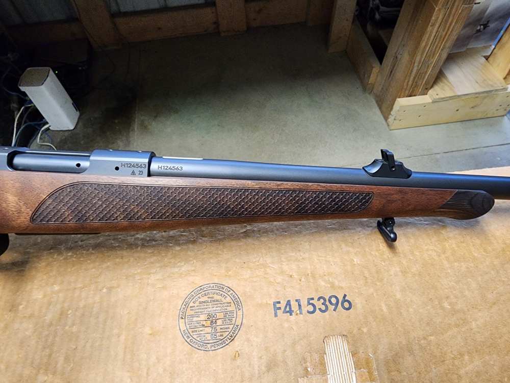 PICS! NEW CZ 600 LUX .223 REMINGTON 20" THREADED WALNUT 20 NIB SUB-MOA 5 RD-img-11