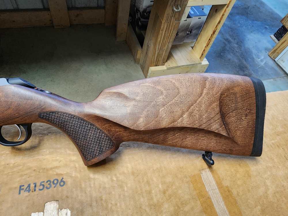PICS! NEW CZ 600 LUX .223 REMINGTON 20" THREADED WALNUT 20 NIB SUB-MOA 5 RD-img-17