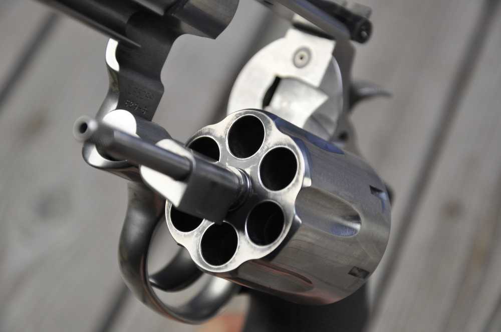 Smith & Wesson Model 629 Classic 5" .44 Mag-img-10