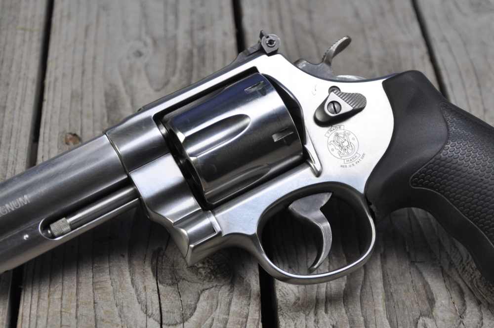 Smith & Wesson Model 629 Classic 5" .44 Mag-img-6