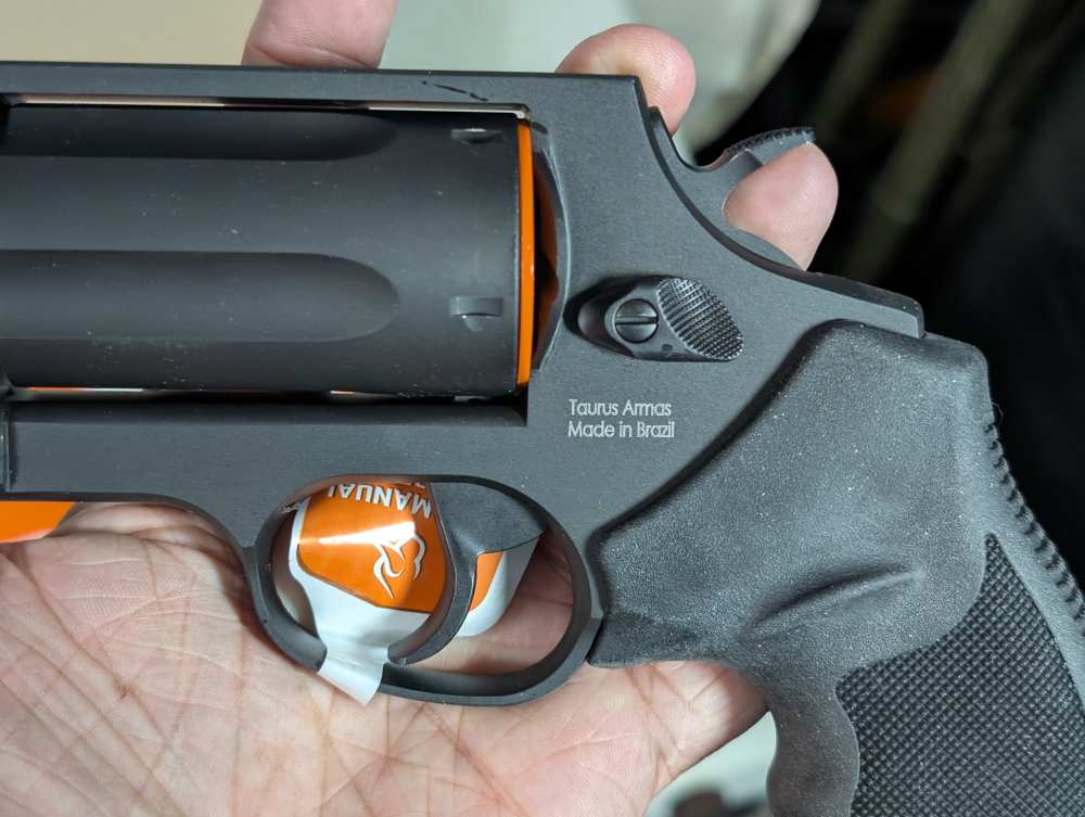 Taurus Judge .45 LC / .410-img-5