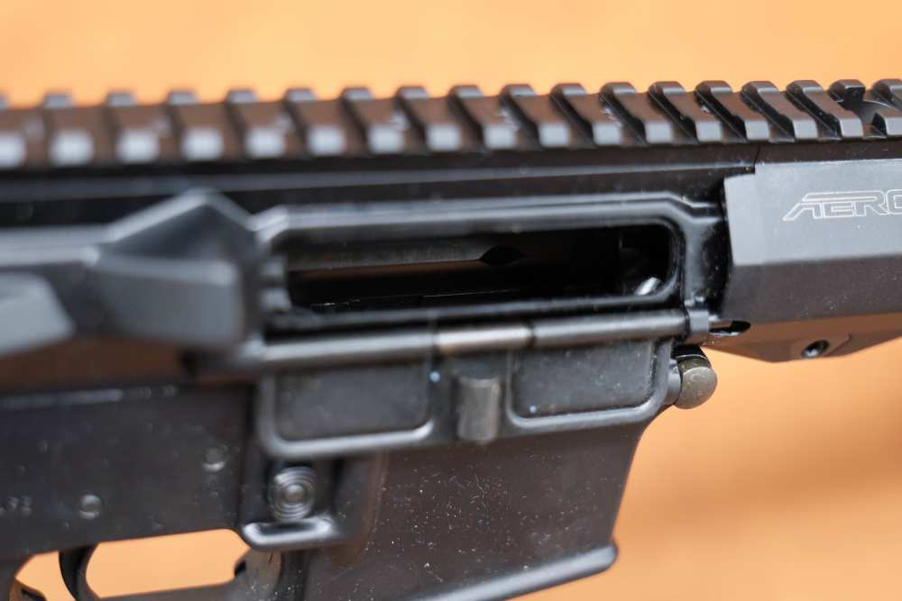 Bushmaster XM15-E2S - 5.56mm NATO - 18" Barrel - .01/NR-img-24