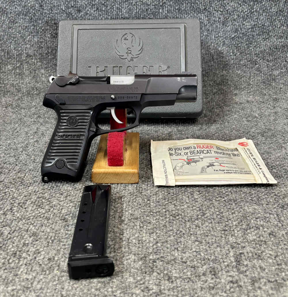 Ruger P89 vintage Ruger 9mm pistol with 1 mag and case-img-0