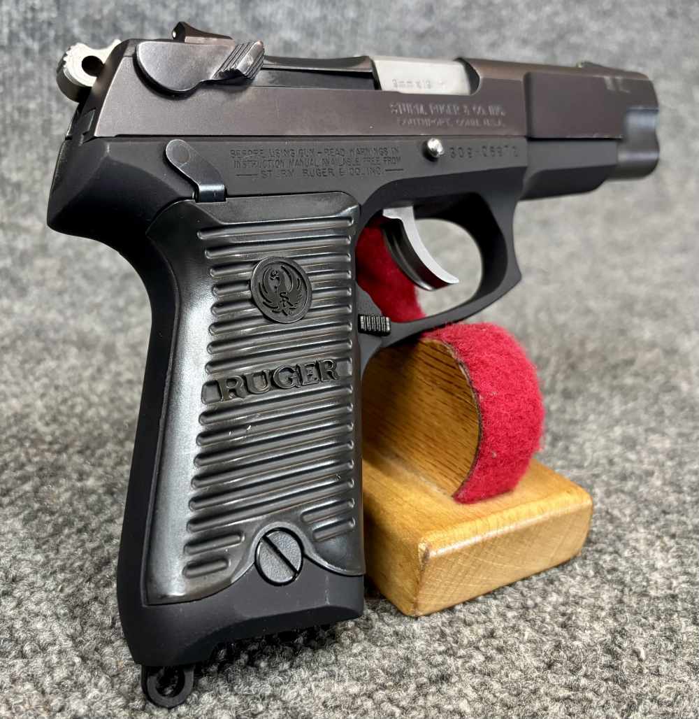 Ruger P89 vintage Ruger 9mm pistol with 1 mag and case-img-2