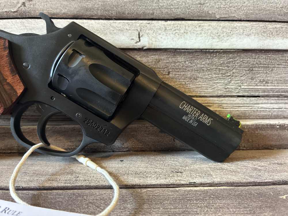 NIB CHARTER ARMS THE PROFESSIONAL 32 H&R MAG 3" BLACK/WALNUT IN STOCK -img-4