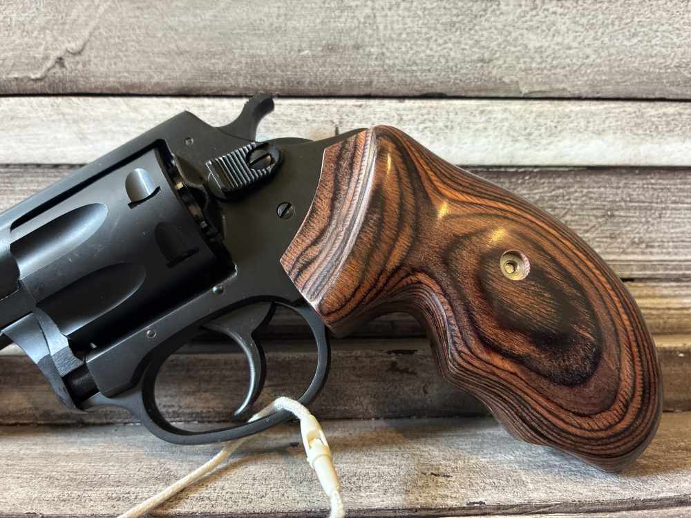 NIB CHARTER ARMS THE PROFESSIONAL 32 H&R MAG 3" BLACK/WALNUT IN STOCK -img-6