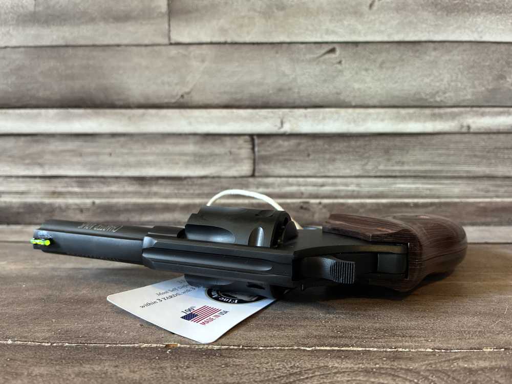 NIB CHARTER ARMS THE PROFESSIONAL 32 H&R MAG 3" BLACK/WALNUT IN STOCK -img-8