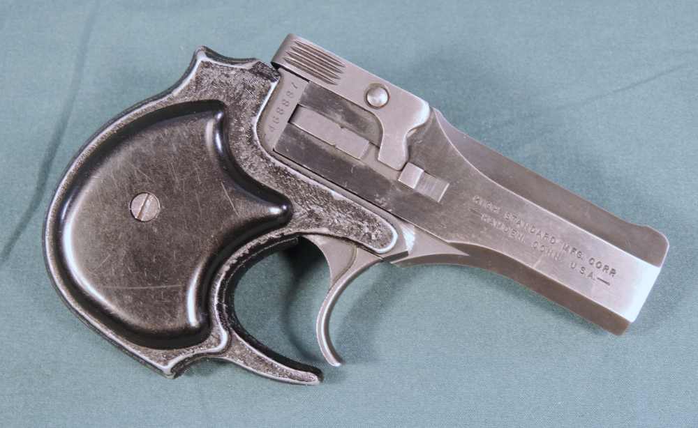 High Standard Derringer 22Mag 3.5 In. Barrel Blued w/ Pocket Holster-img-2