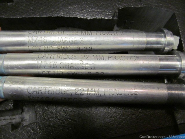 1990 U.S. 81mm Mortar Training Device Sabot (Inert) M1 with manual and box-img-10