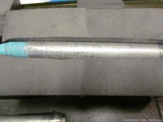 1990 U.S. 81mm Mortar Training Device Sabot (Inert) M1 with manual and box-img-6