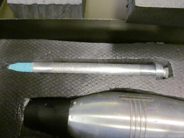 1990 U.S. 81mm Mortar Training Device Sabot (Inert) M1 with manual and box-img-7