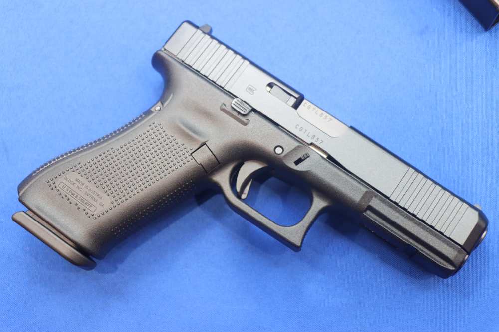 Glock Model G17CV Pistol 9MM 17RD MAGS Austria 17 COMPENSATED G17C V 17C SA-img-7