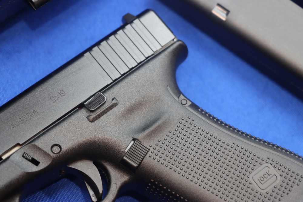 Glock Model G17CV Pistol 9MM 17RD MAGS Austria 17 COMPENSATED G17C V 17C SA-img-5