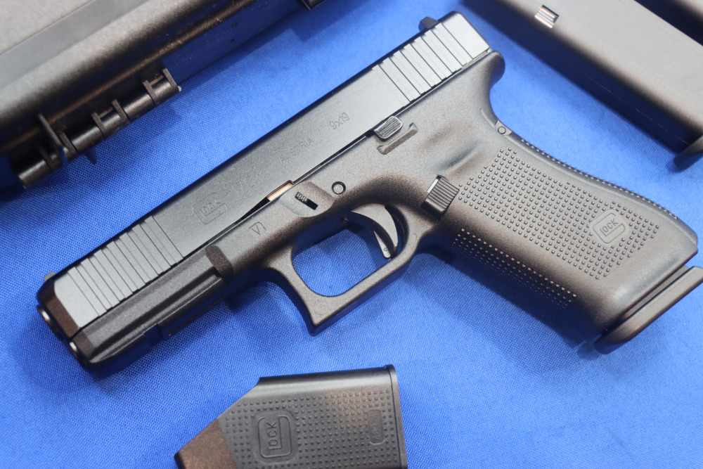 Glock Model G17CV Pistol 9MM 17RD MAGS Austria 17 COMPENSATED G17C V 17C SA-img-1