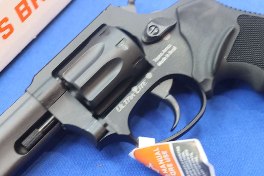Taurus Model 942 Revolver 22LR Compact 3" 8RD 22 LR M SA DA NEW Matte Black-img-3