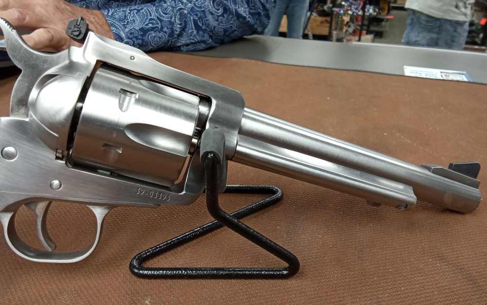 Ruger New Model Blackhawk .357 Mag Revolver -img-10