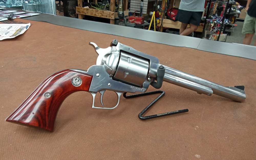 Ruger New Model Super Blackhawk .44 Magnum Revolver -img-5
