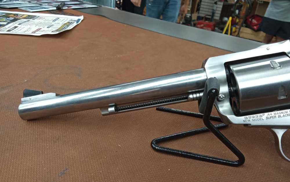 Ruger New Model Super Blackhawk .44 Magnum Revolver -img-3