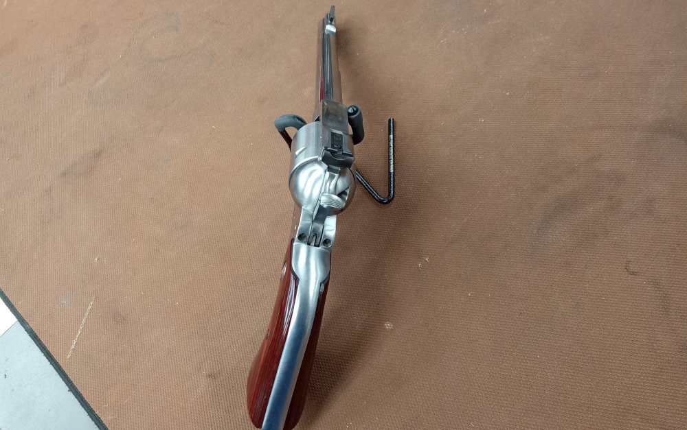 Ruger New Model Super Blackhawk .44 Magnum Revolver -img-4
