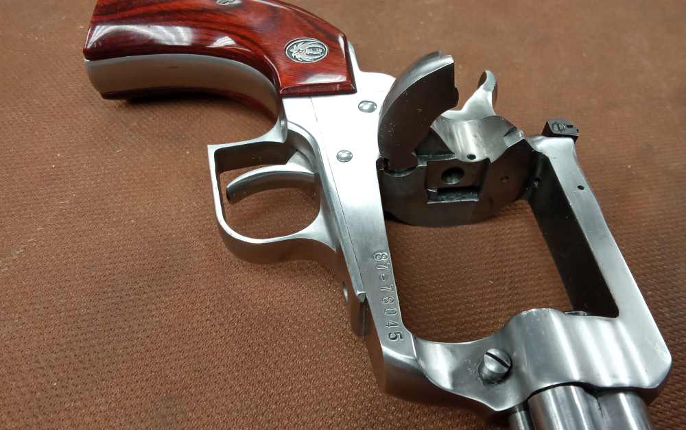 Ruger New Model Super Blackhawk .44 Magnum Revolver -img-12