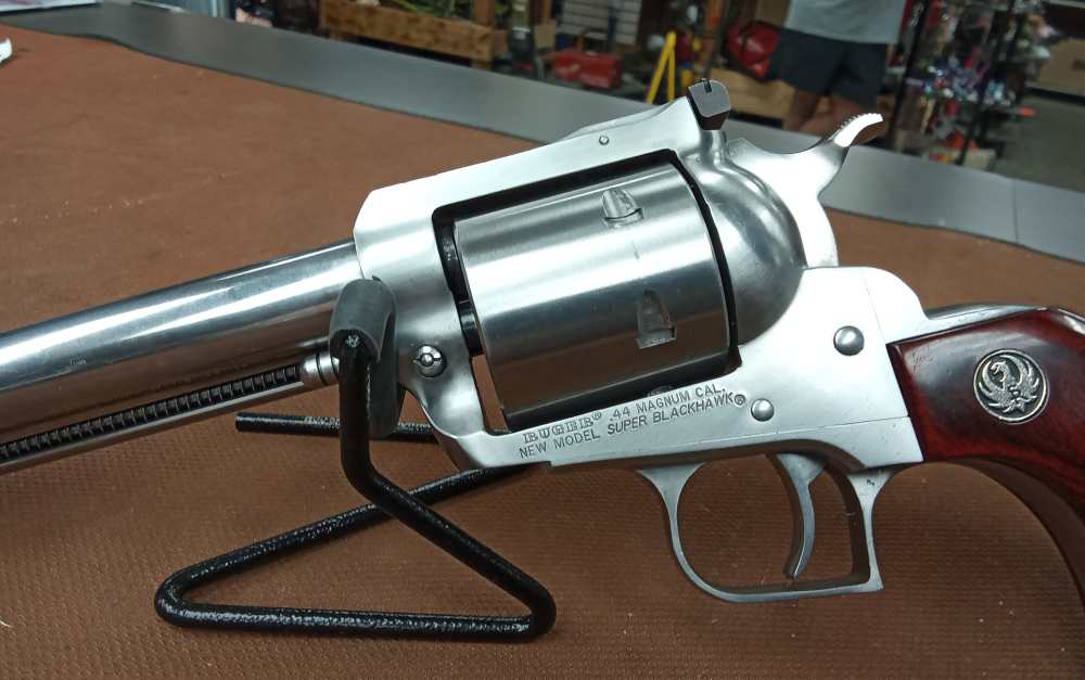 Ruger New Model Super Blackhawk .44 Magnum Revolver -img-2
