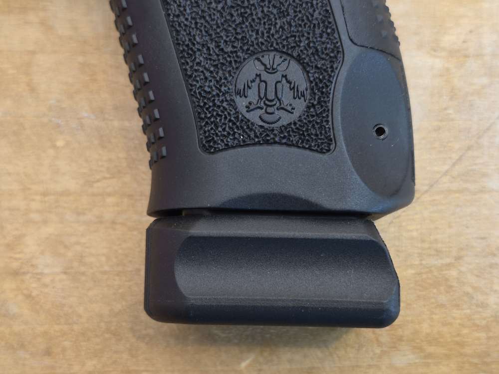 Canik TP9SA HG3277-N 9mm Semi Auto +3 Mags & Orig Case-img-10