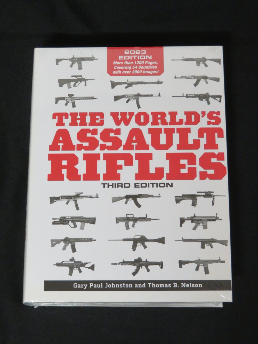 The World's Assault Rifle: Third Edition-img-0