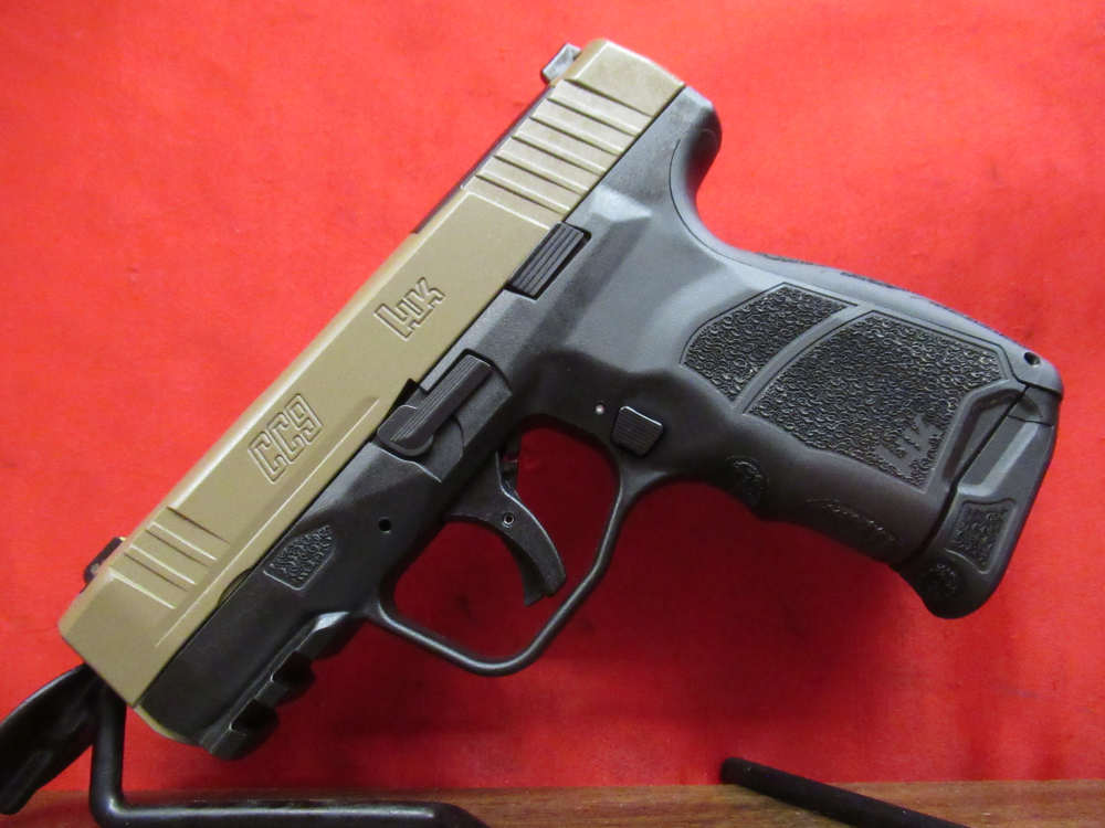 LNIB H&K Heckler & Koch CC9 FDE H267 9mm 9x19 Semi-Auto OR Pistol & 4 Mags-img-1