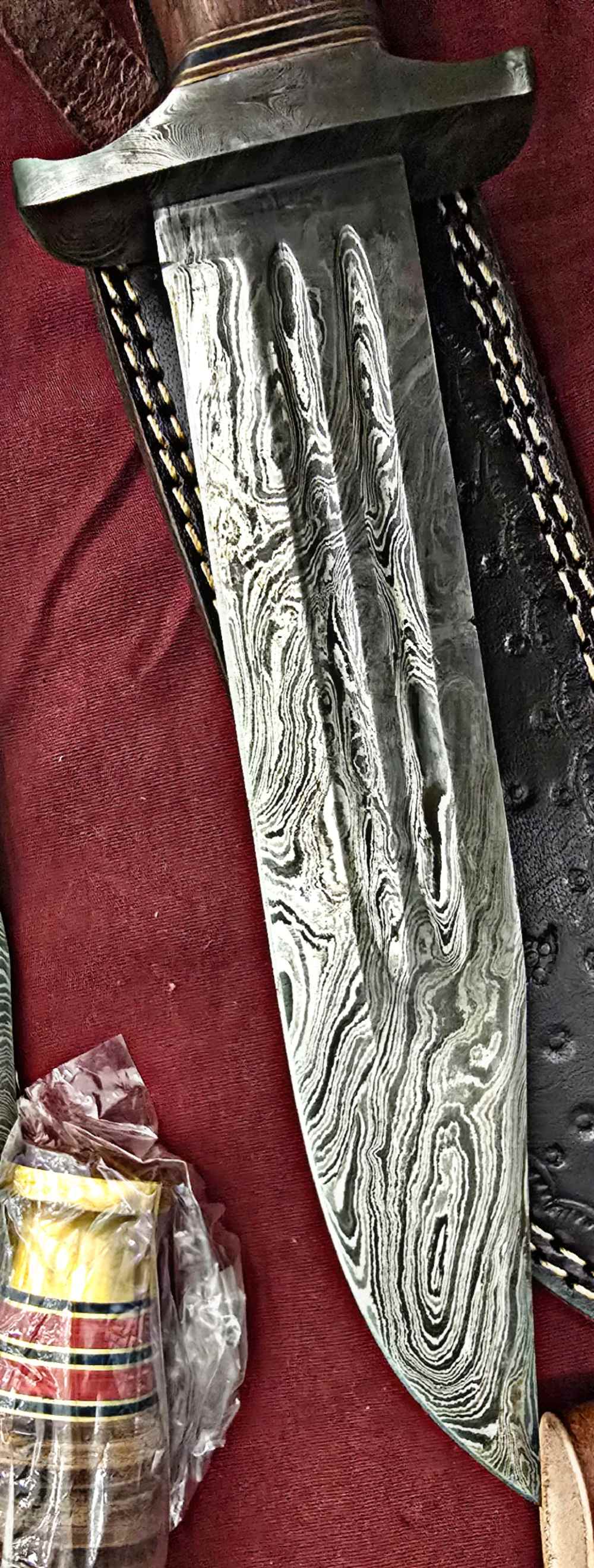 Damascus AMERICAN BULLDOG Bowie Knife. Double blood groove-img-3