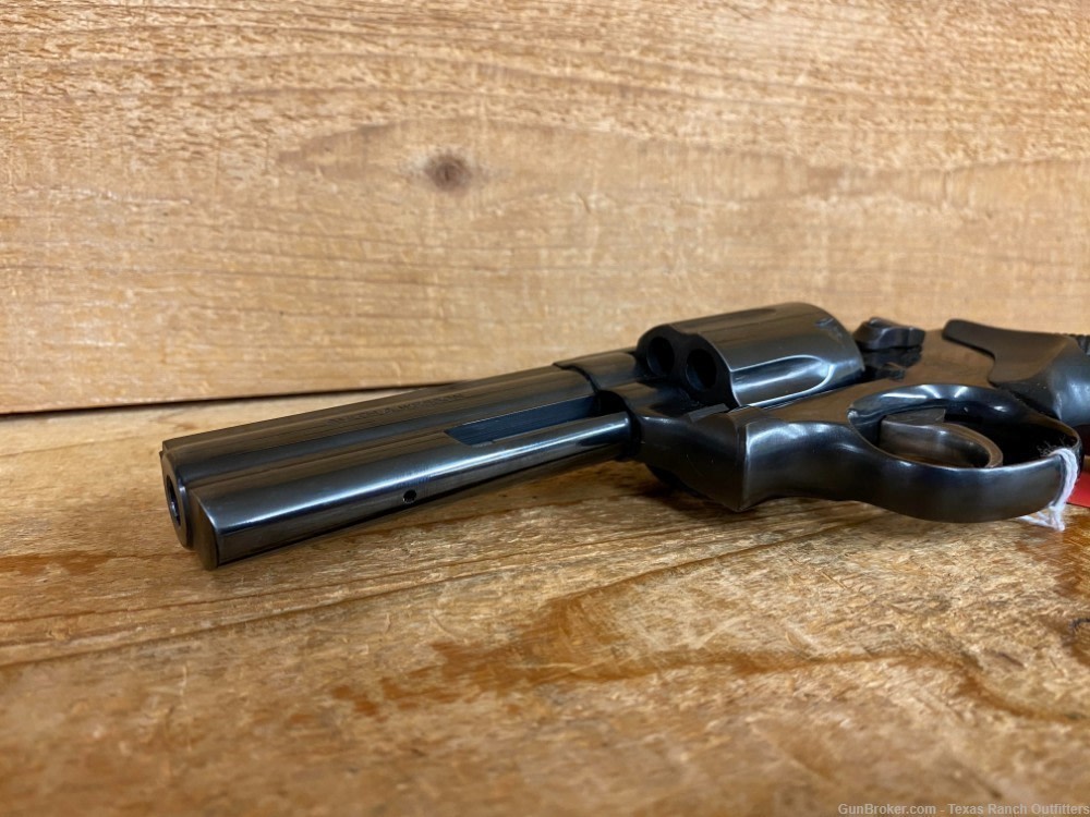 Smith & Wesson Model 586 no dash . 357 Mag 6RD Revolver - USED-img-8