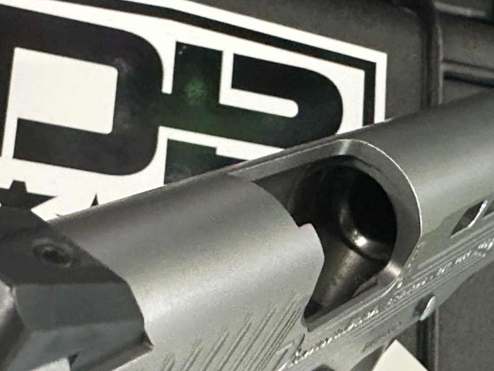 Diamondback DB1911 45 ACP Limited Edition 1911 Light Use Very Low Serial-img-3