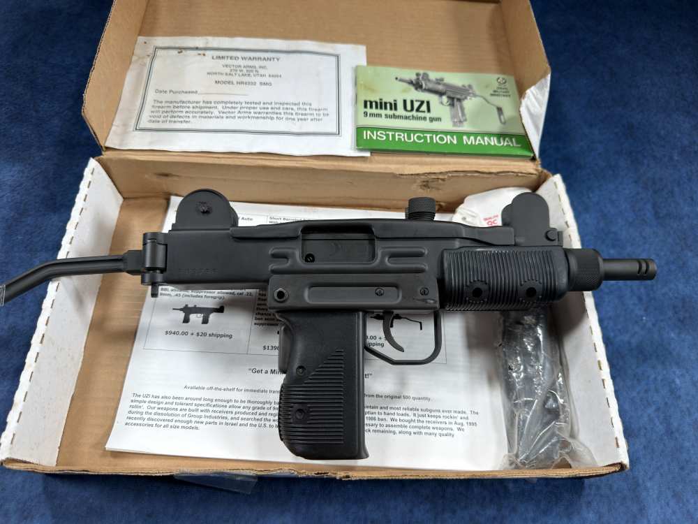 TRANSFERABLE Like New Group Vector Mini Uzi with box EFILE READY-img-11