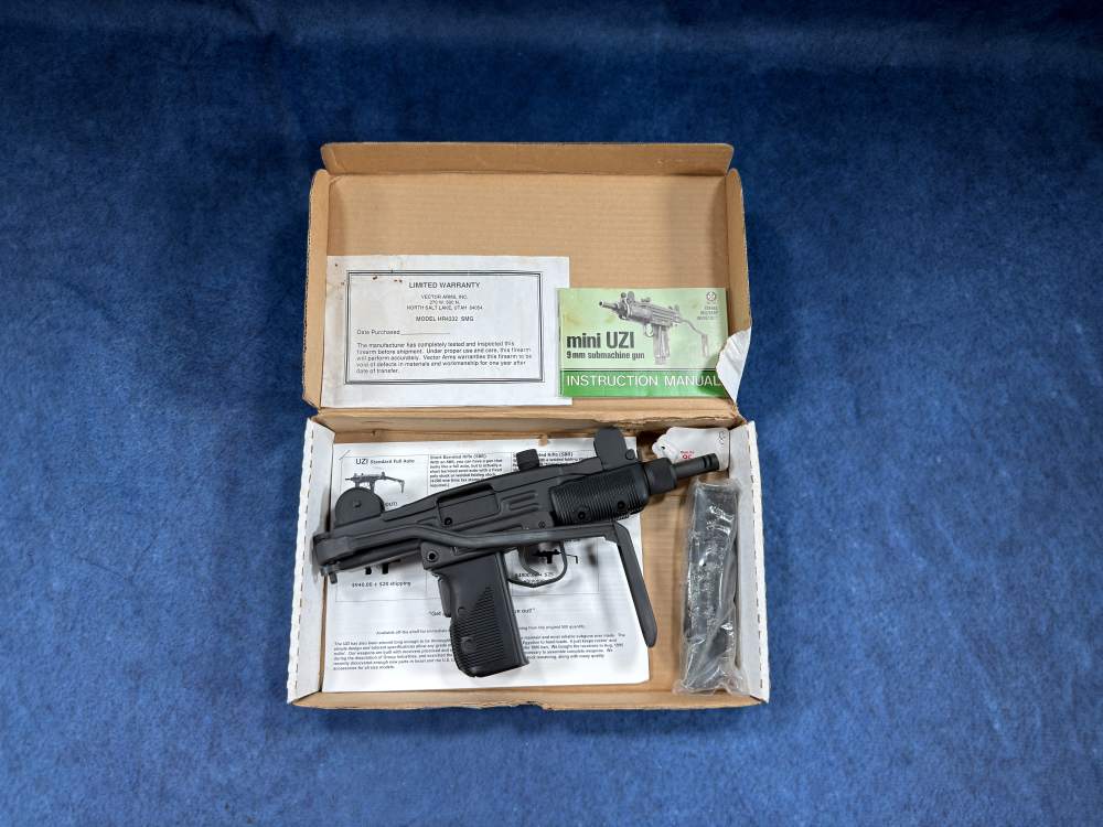 TRANSFERABLE Like New Group Vector Mini Uzi with box EFILE READY-img-0
