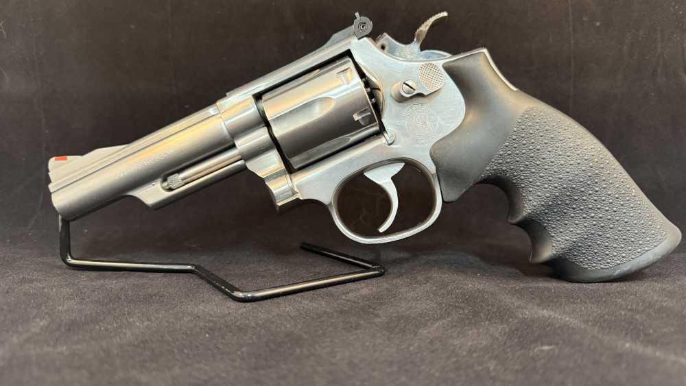 Smith & Wesson Model 66-2 .357 Magnum 4" Stainless Pre-Lock K-Frame Revolve-img-1
