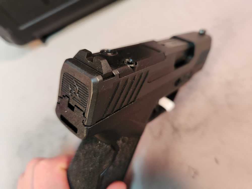 TAURUS GX4 TORO 9MM NEW! PENNY AUCTION!-img-4