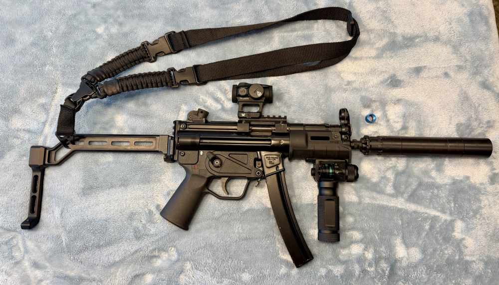 Zenith ZF5-P with red dot/foregrip light laser & 2-30rd Mags-img-0