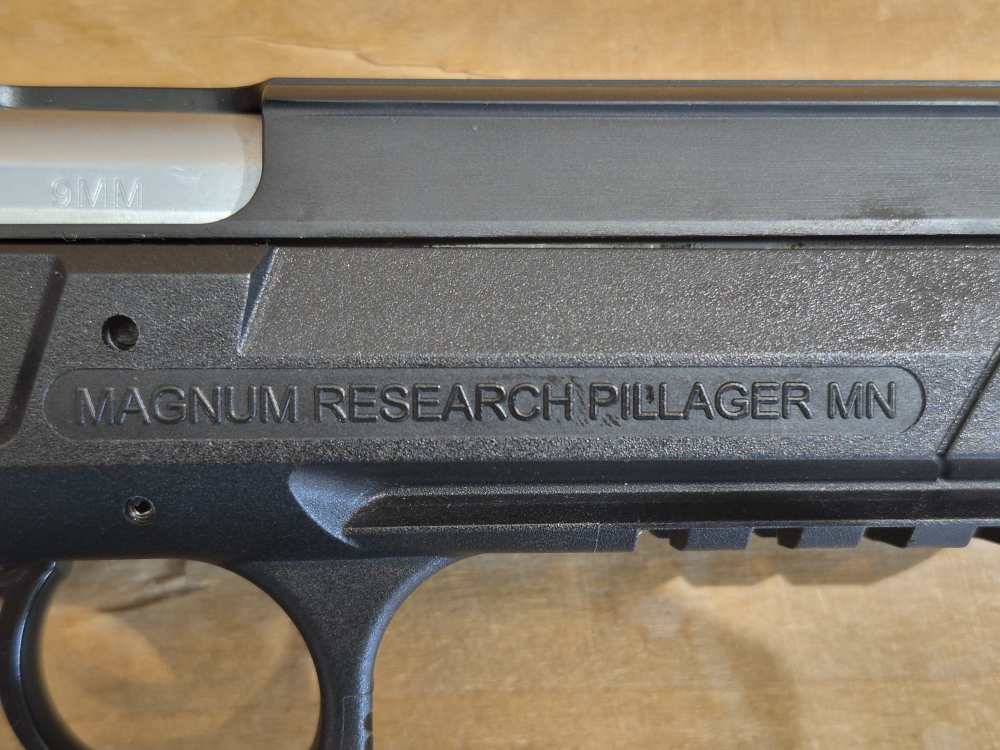 Magnum Research Baby Eagle III 9mm Full Size BE99153RL +2 Mags-img-5