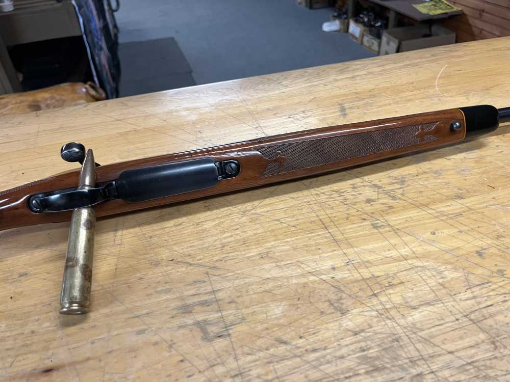 Remington 700 BDL Carbine 243-img-11